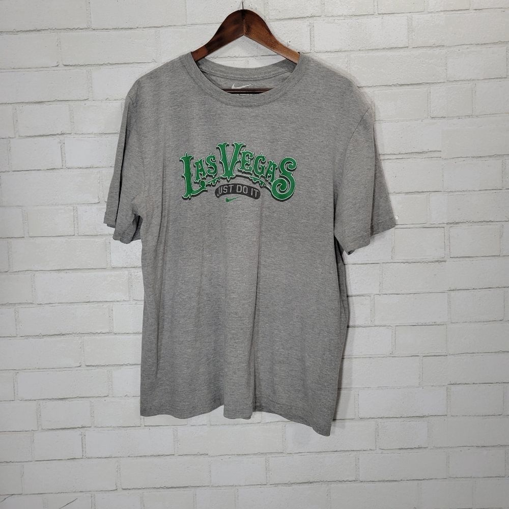 NIKE Las Vegas graphic tee